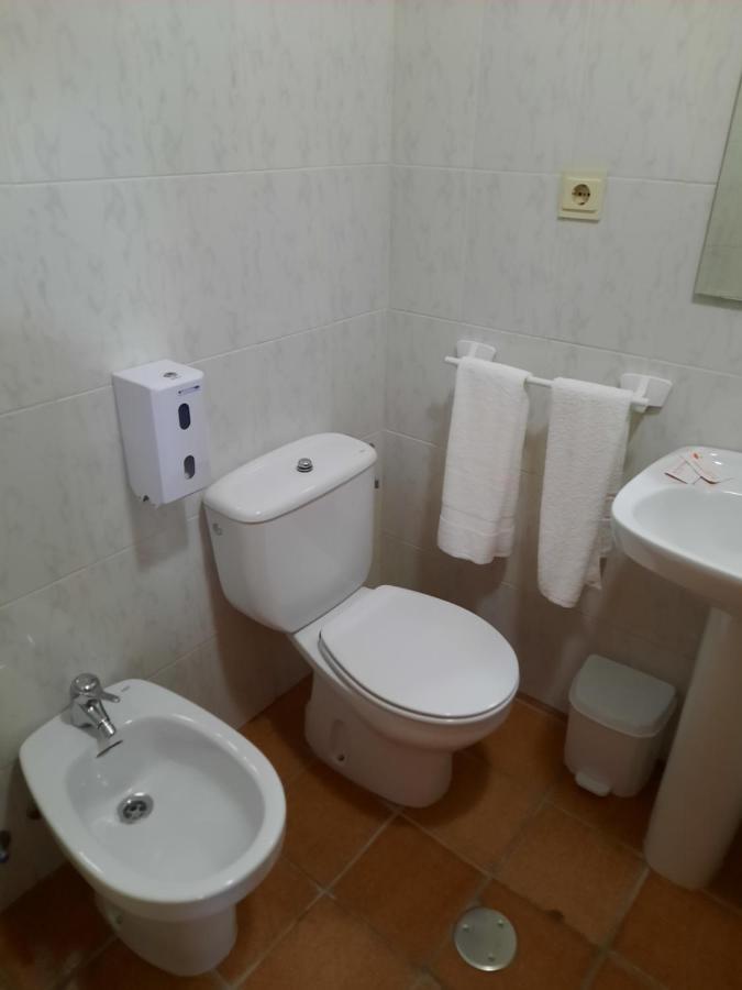 Apartamentos Refugio Del Viajero Parauta Bagian luar foto