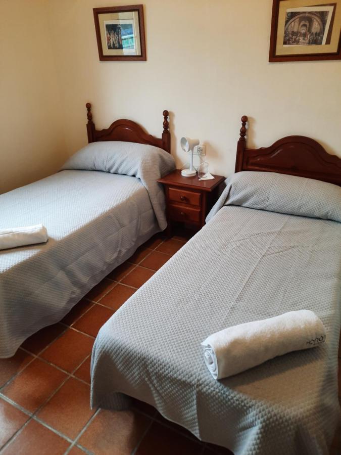 Apartamentos Refugio Del Viajero Parauta Bagian luar foto