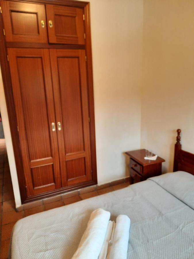 Apartamentos Refugio Del Viajero Parauta Bagian luar foto