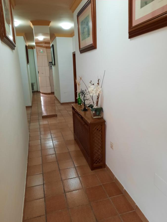 Apartamentos Refugio Del Viajero Parauta Bagian luar foto